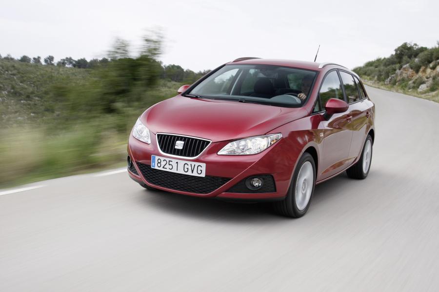  Seat Ibiza ST 2010 года  (фото 14 из 102)